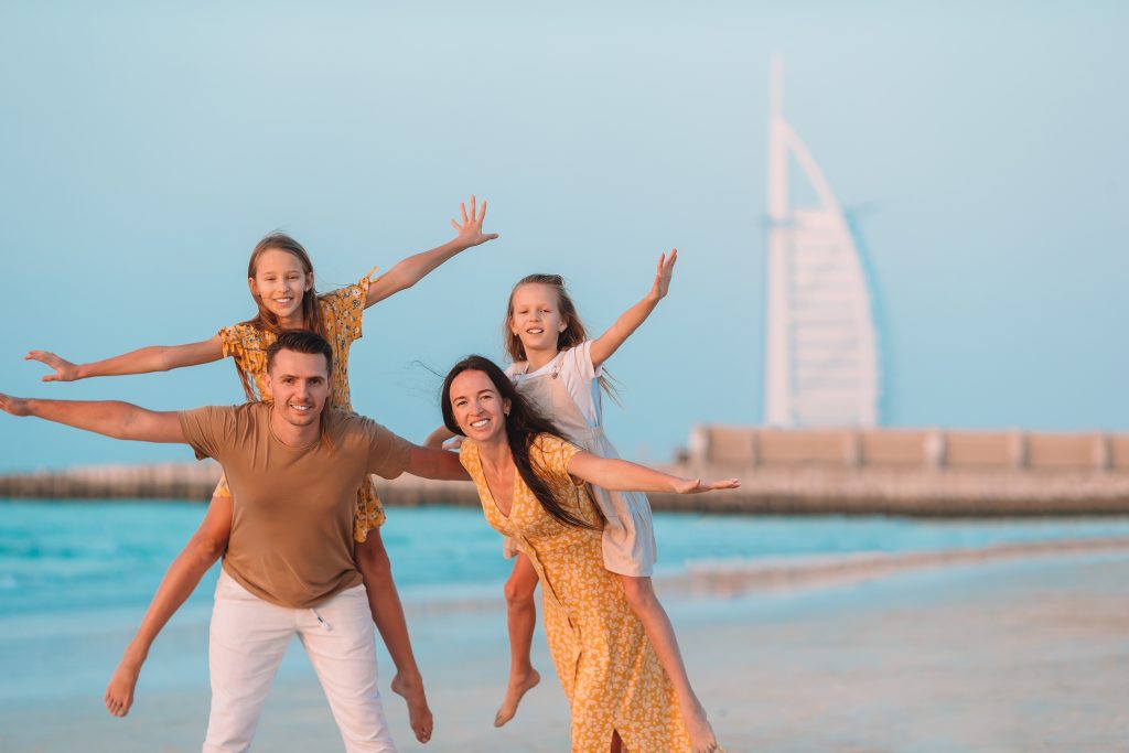 Invite Your Family to Dubai & Get AED 3,000+ in Rewards (2026 Guide)